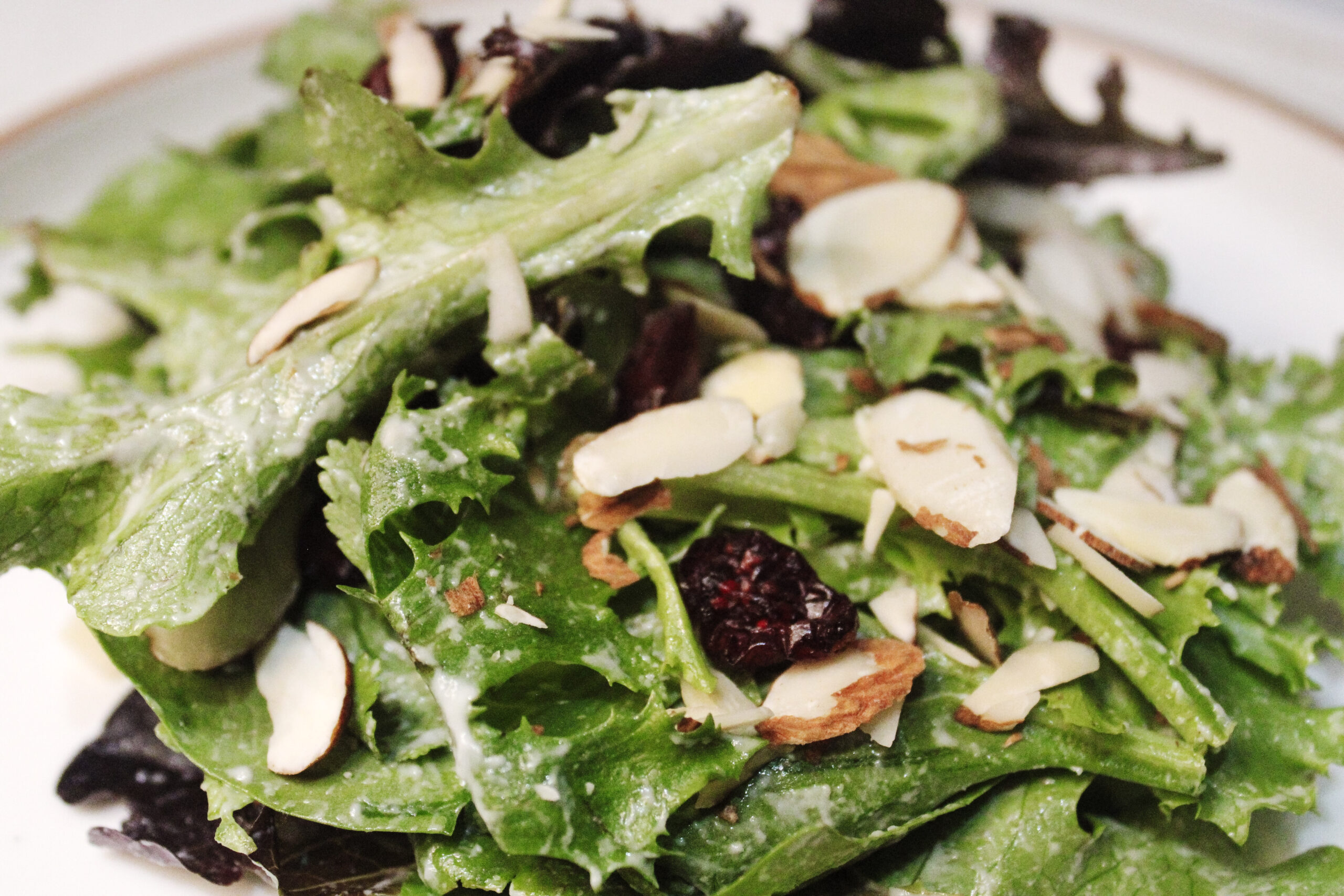 Simple Side Salad with Lemon Tahini Dressing 